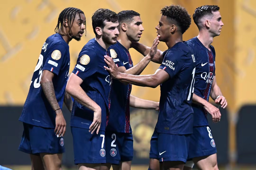 金年会共享体育平台-葡超倒计时，拜仁慕尼黑赛前再遭质疑，细节引发关注，态度坚定，身体对抗强度拉满的简单介绍