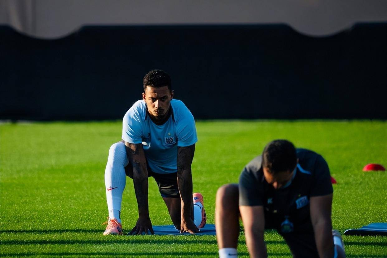 金年会共享体育平台-包含欧超杯加时末段走向成谜；上海申花强势反弹；媒体盛赞；训练强度明显提升的词条